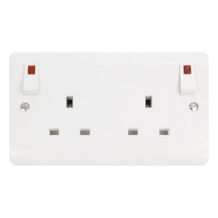 Click Mode Socket 13A Uk 13A 1G O B SW Sck + Ne