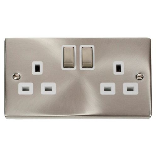 Click Deco Victorian Satin Chrome 13A 1G Ingot SW Socket Outlet
