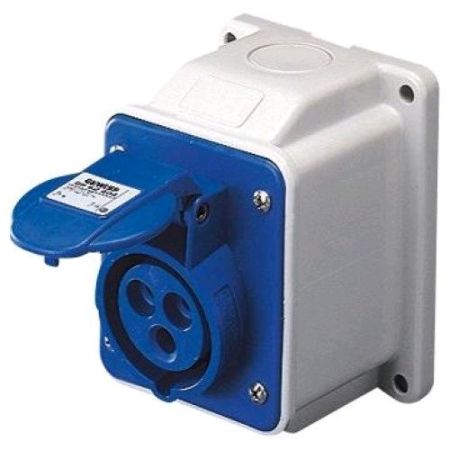 32A 240v 2p + E 10deg Surace Socket (Gw62415)