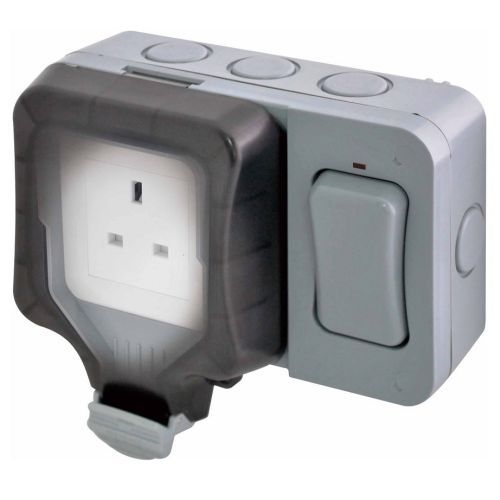 Bg IP66 1G 13A Socket + External Switch