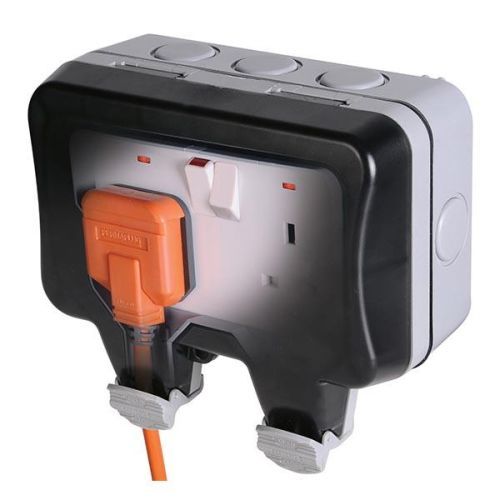 Bg IP66 1G 13A D/P Switched Socket - Image 2